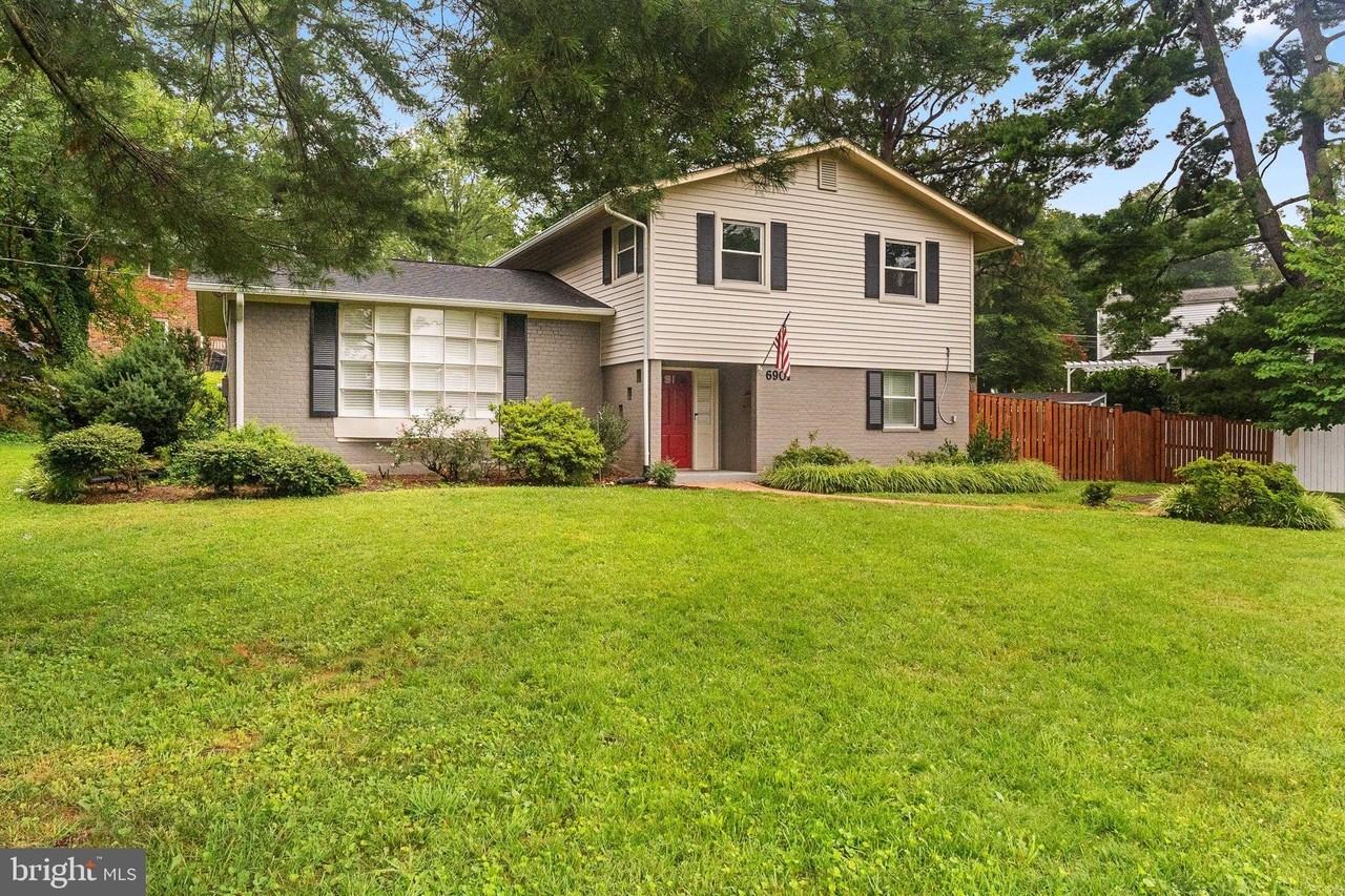6901 Murray Ln - Photo 4 of 50