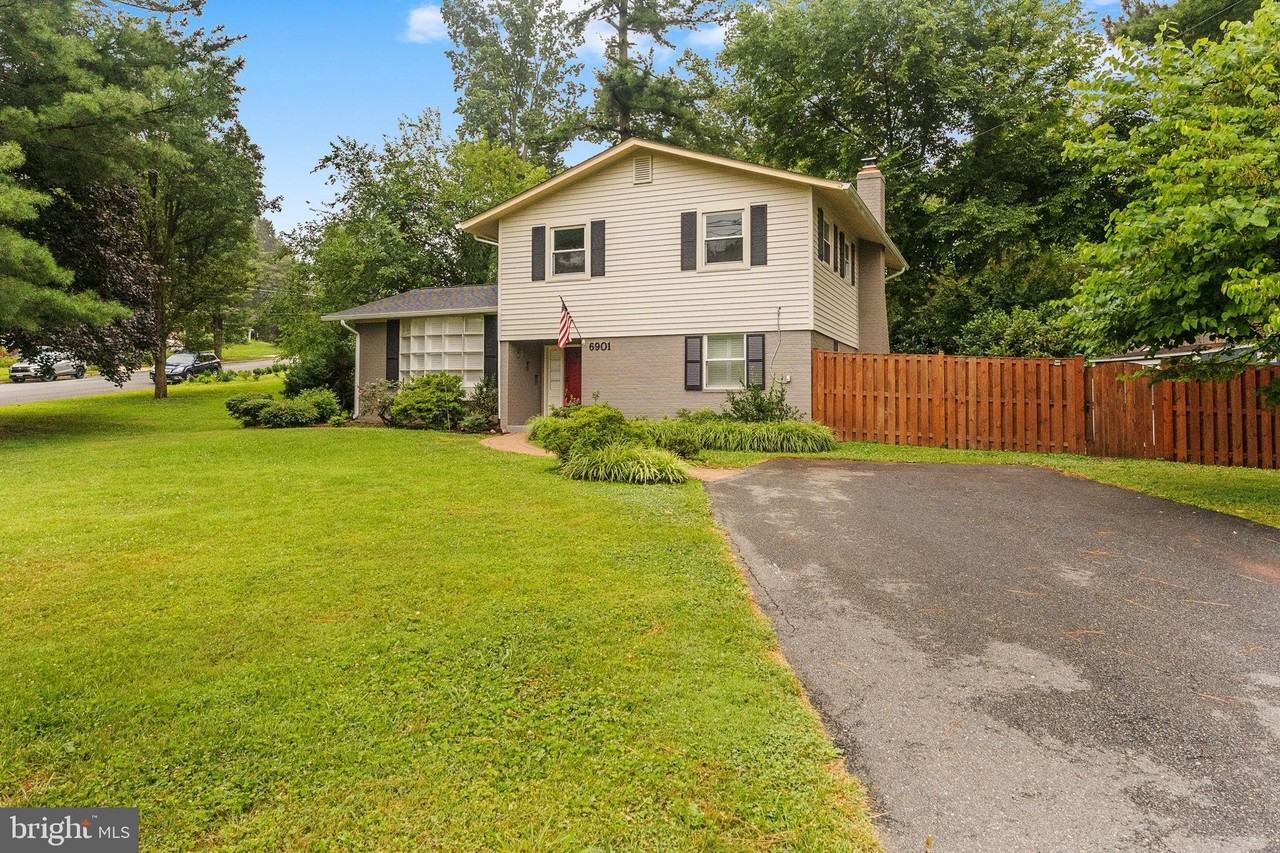 6901 Murray Ln - Photo 5 of 50