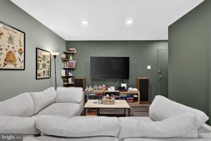 featured image of 2914 Kings Chapel Rd #8
