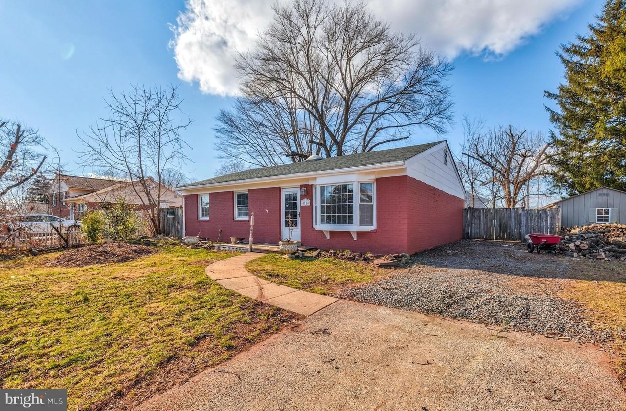4114 Lees Corner Rd - Photo 2 of 24