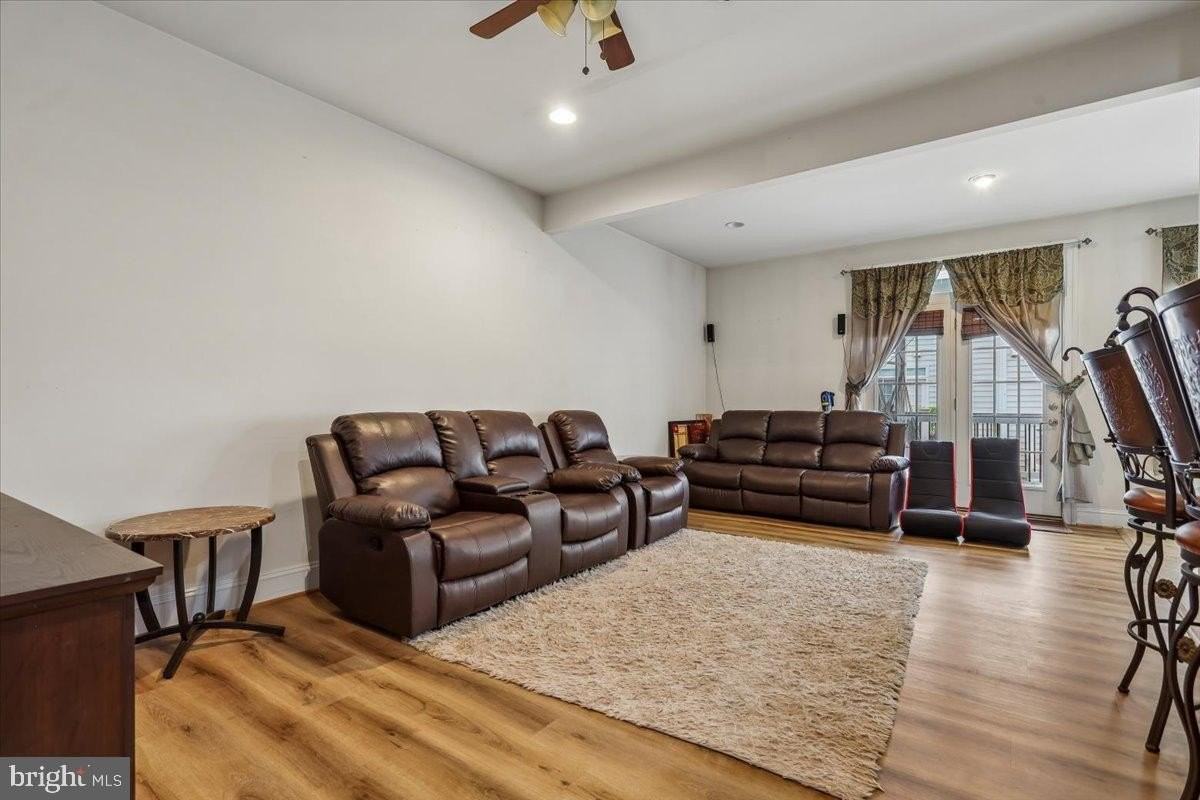 25128 Deerhurst Ter - Photo 5 of 39