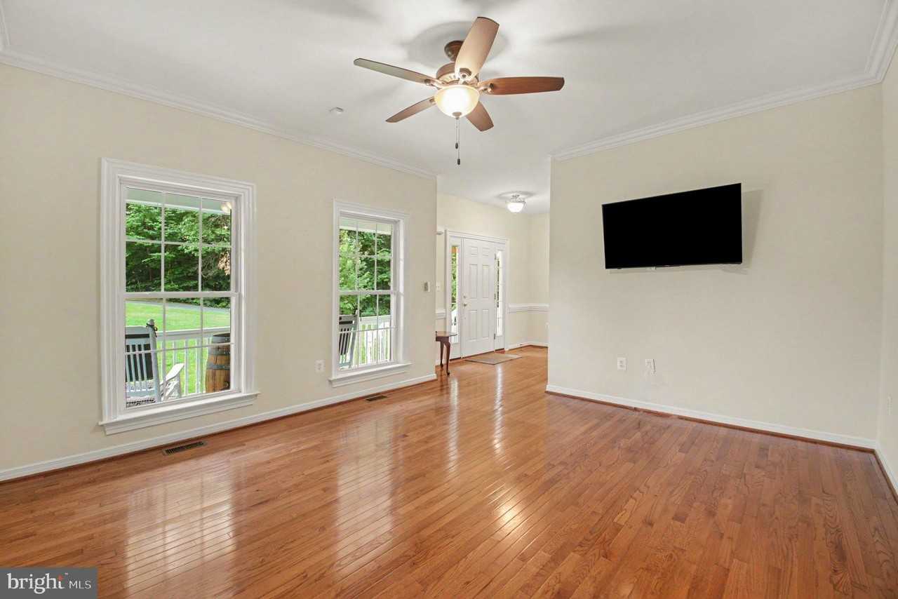 71 Battery Ridge Dr - Photo 4 of 28