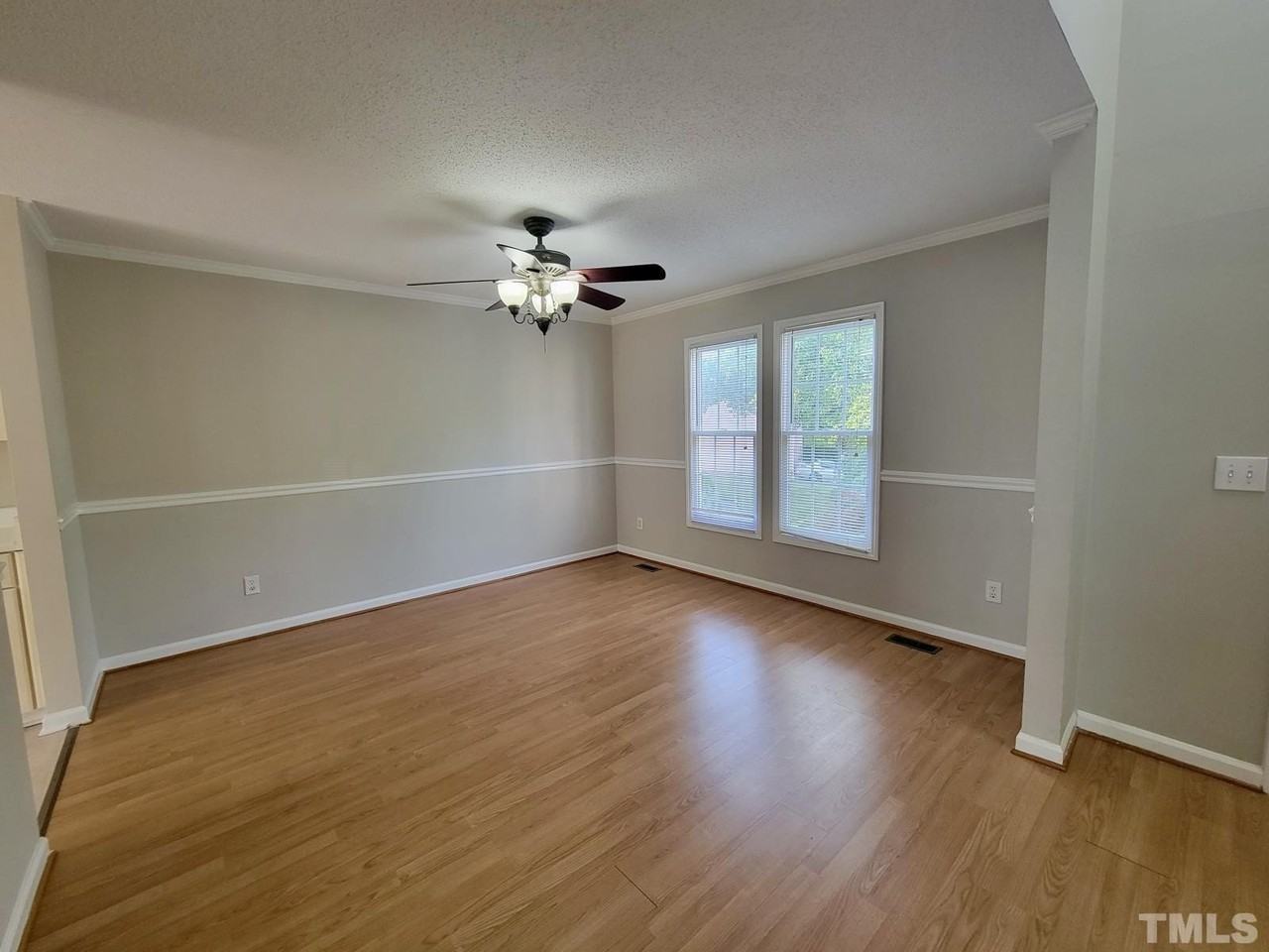709 Cattail Cir - Photo 7 of 21