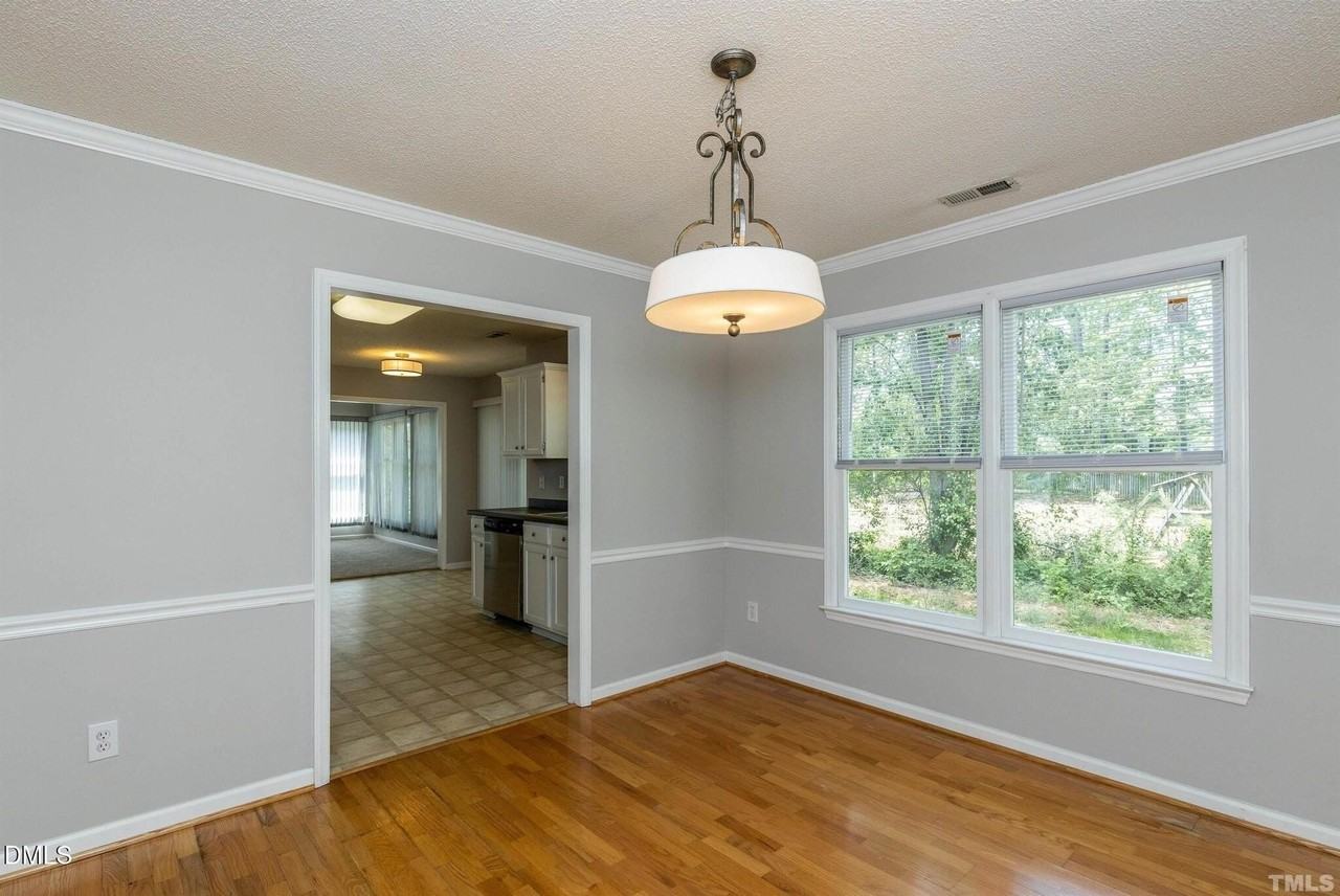 112 Kronos Ln - Photo 6 of 28