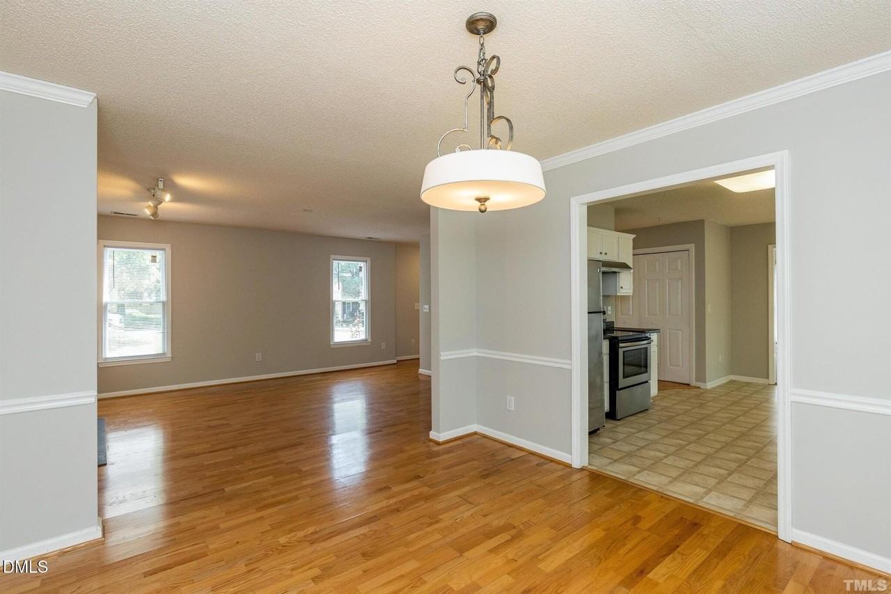 112 Kronos Ln - Photo 7 of 28