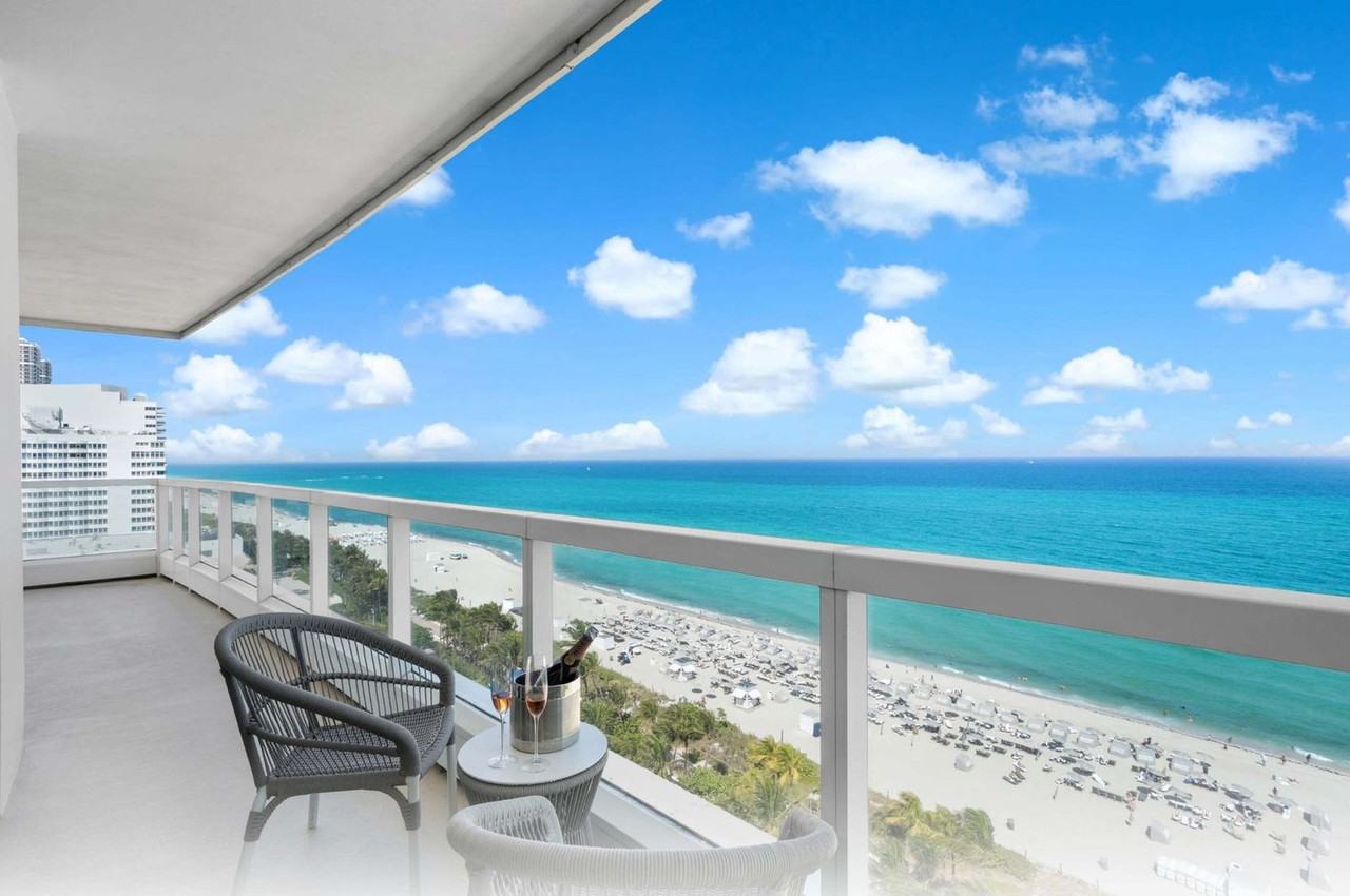 4391 Collins Ave #1325636P - Photo 5 of 14