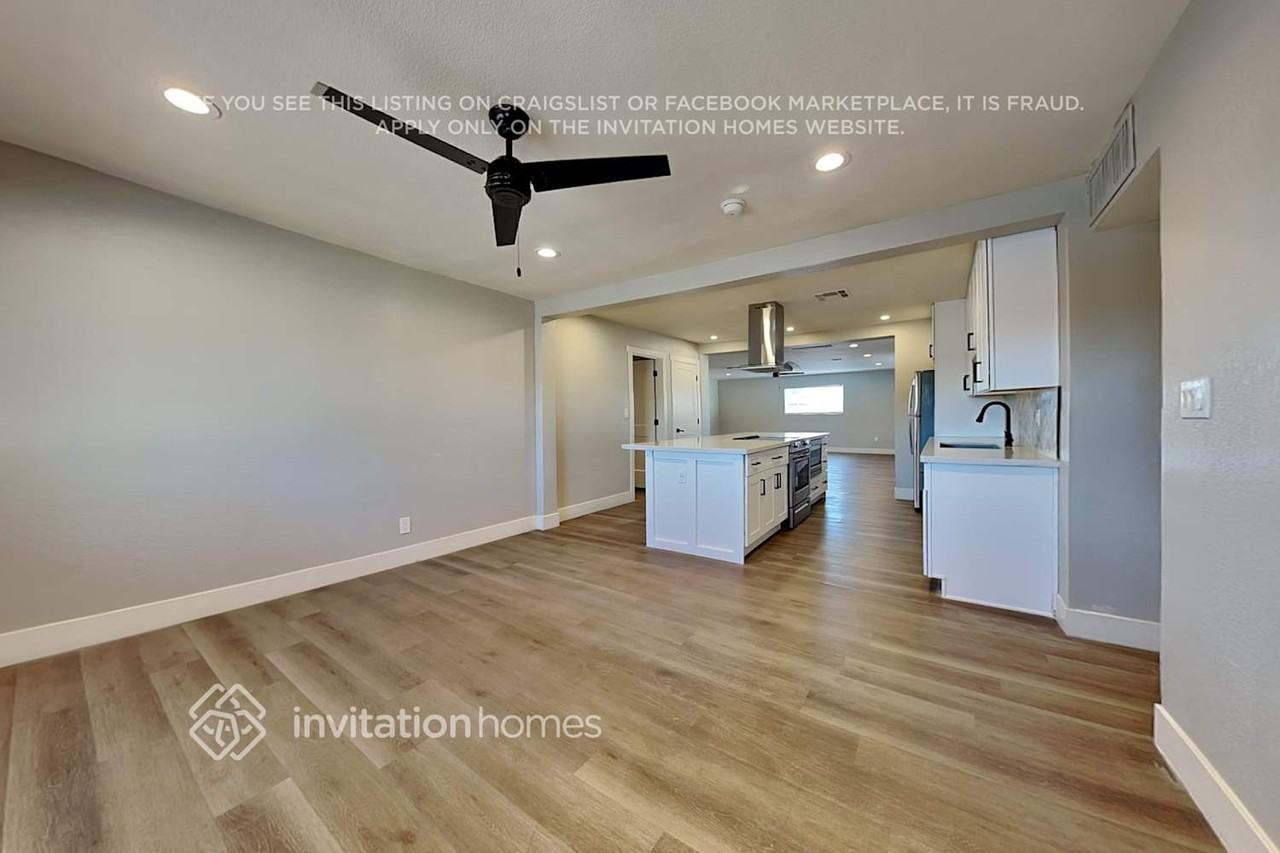 856 E 9th Ave - Photo 4 of 19