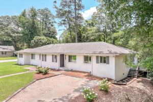 featured image of 205 W Drake Ave