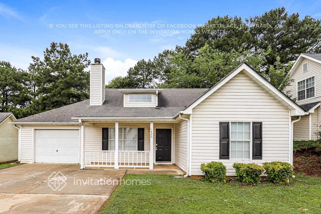 1406 N Hampton Dr - Photo 2 of 18