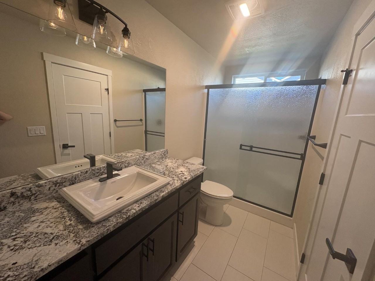 7867 28th St - Photo 4 of 5