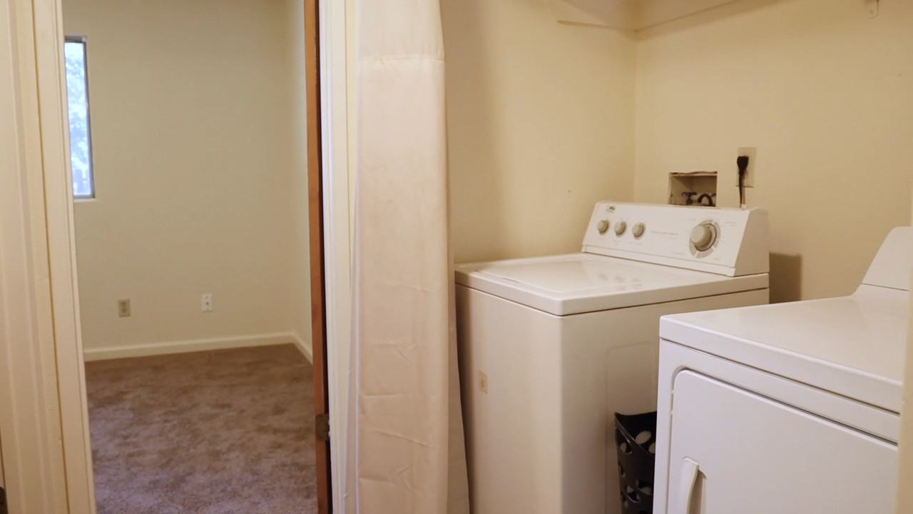 305 Ash St #1 - Photo 2 of 17