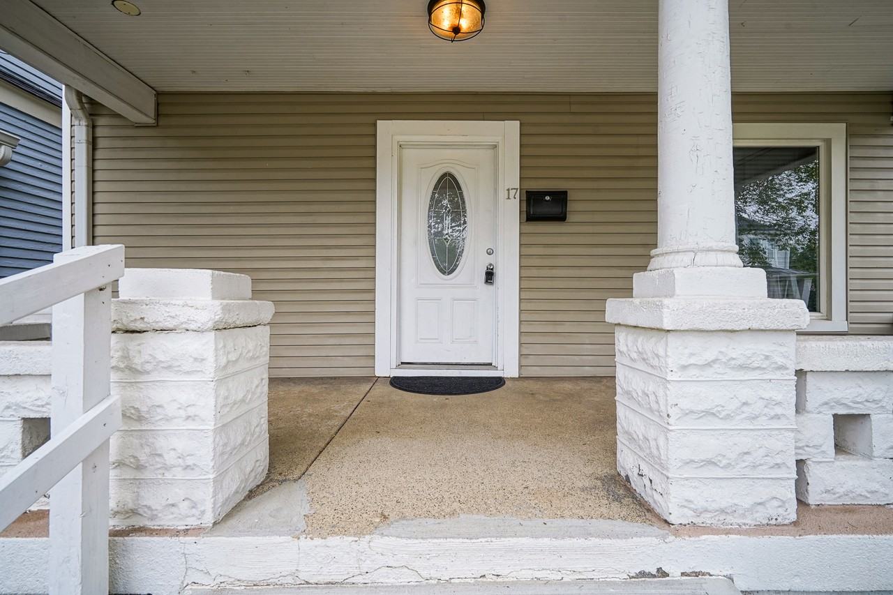 17 North Randolph Street - Photo 3 of 24