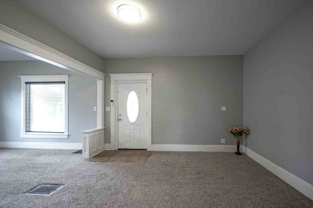 17 North Randolph Street - Photo 5 of 24