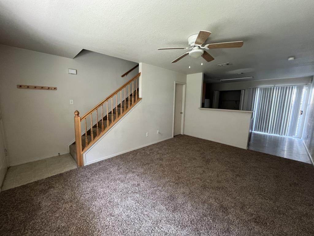 1612 Inca Dr Apt C - Photo 3 of 17