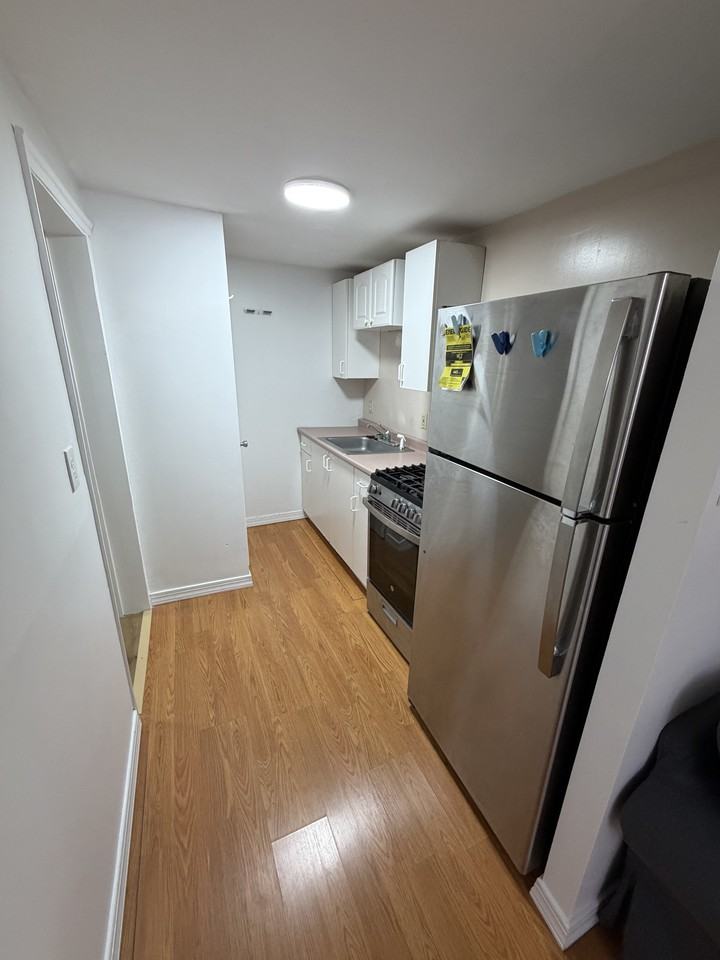 1390 America Avenue - Photo 4 of 8
