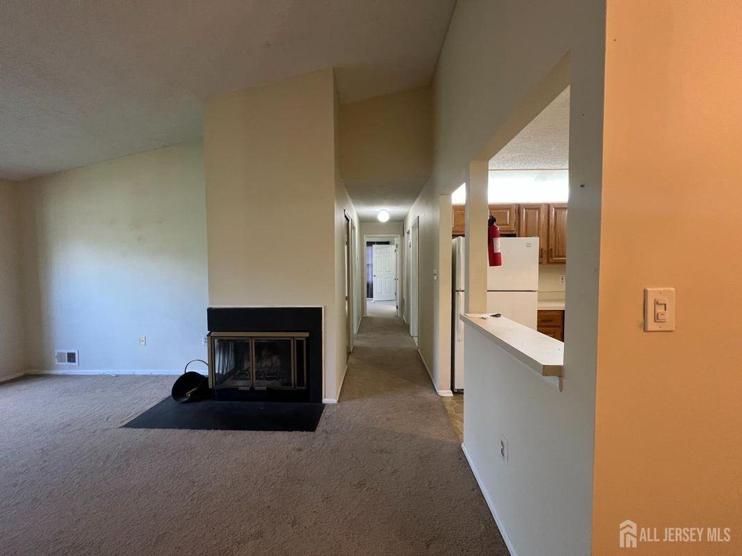 72 Joyner Ct - Photo 2 of 9