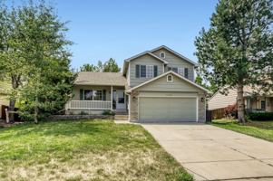 featured image of 1633 Deerwood Dr