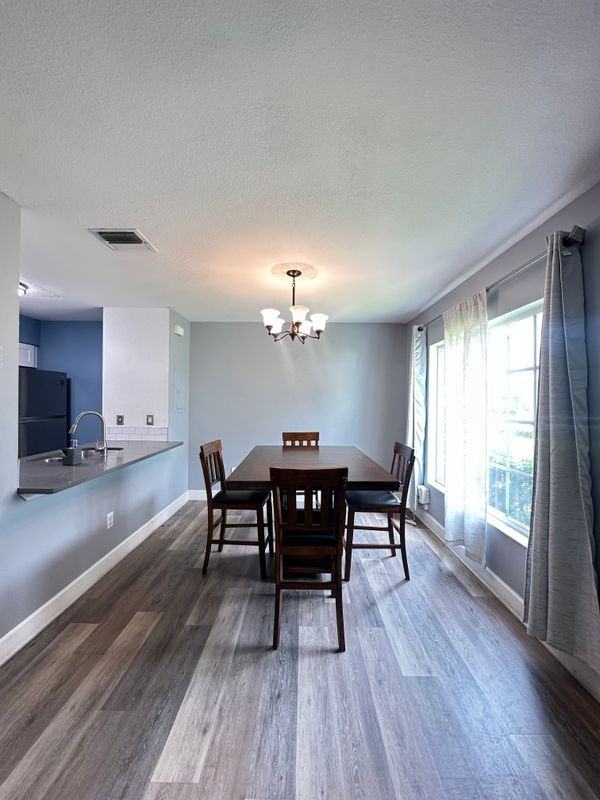 2235 Fluorshire Dr - Photo 3 of 14