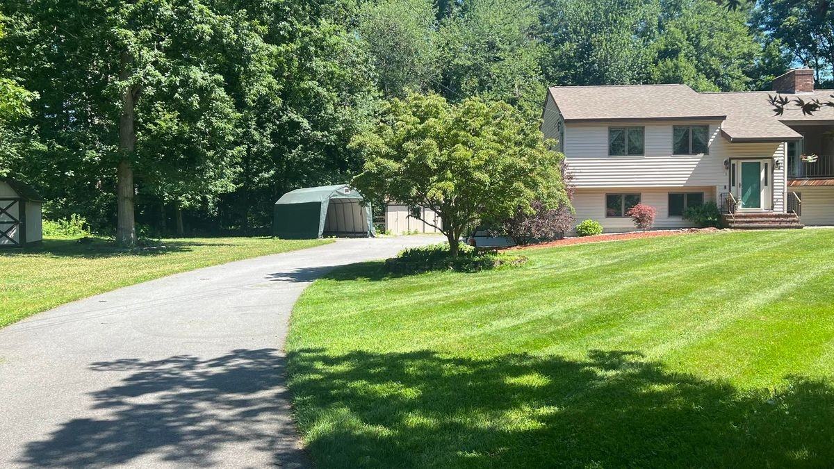 3 Shady Ln - Photo 3 of 7