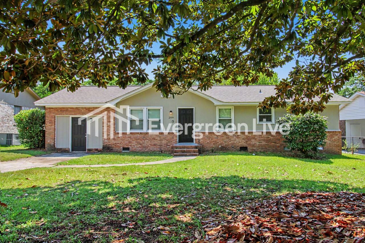 209 Weldwood Ct