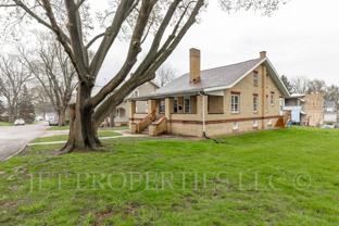 2248 2nd St Ne - Photo 1 of 1