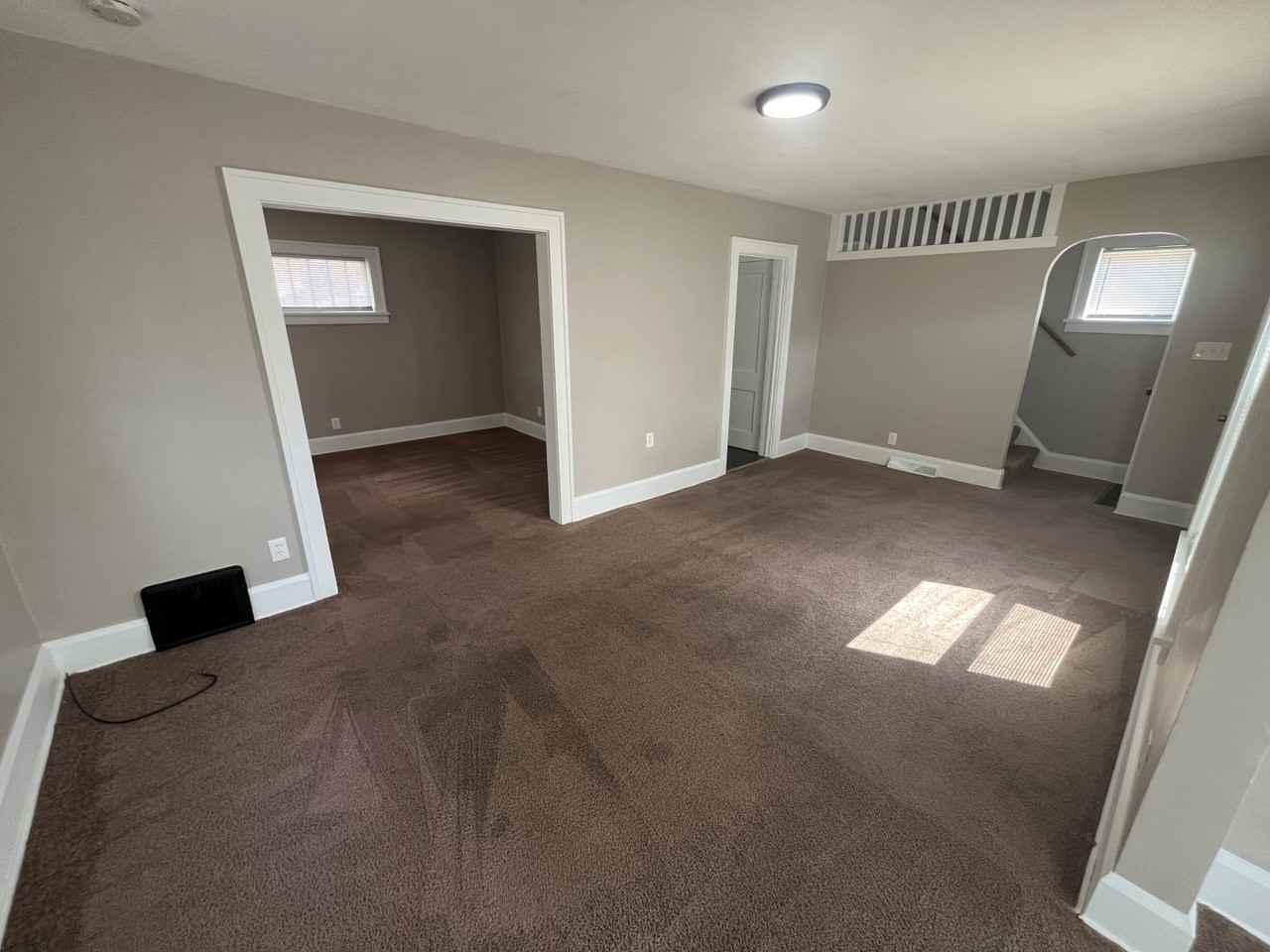 1126 Ardmore Ave Sw - Photo 2 of 18