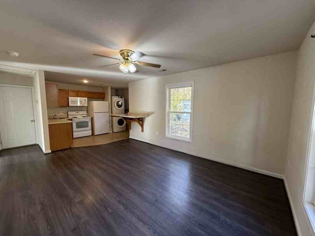 241 Cambridge St #B - Photo 4 of 9