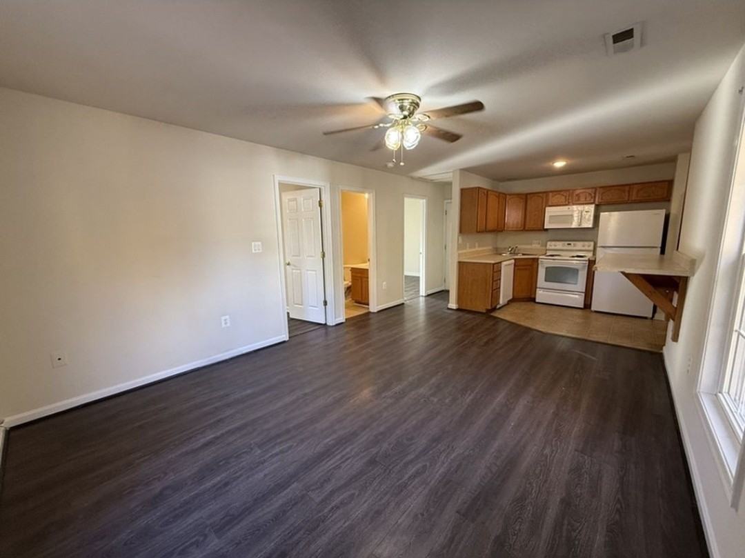 241 Cambridge St #B - Photo 7 of 10