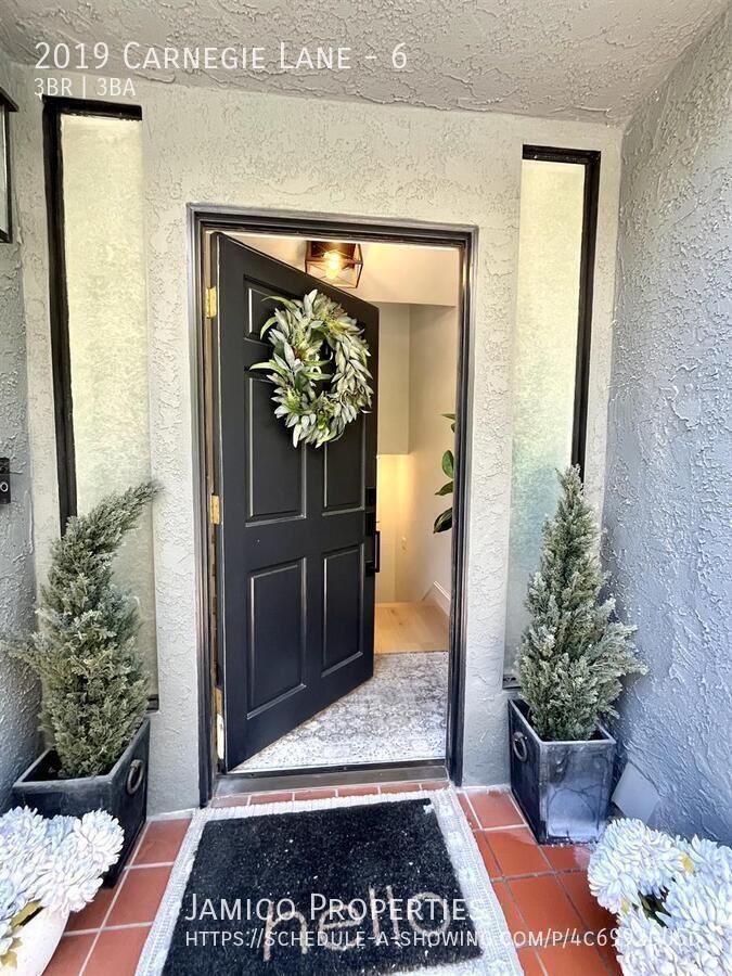 2019 Carnegie Ln #6 - Photo 3 of 39