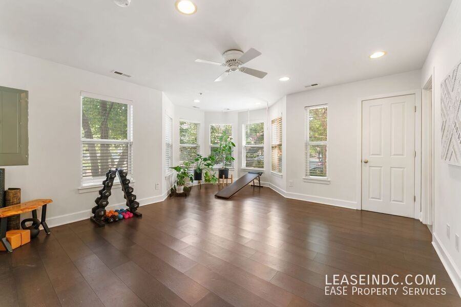 2100 12th St Nw - Photo 6 of 37