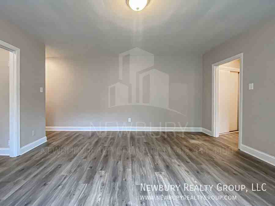1331 Washington Blvd #6 - Photo 4 of 17