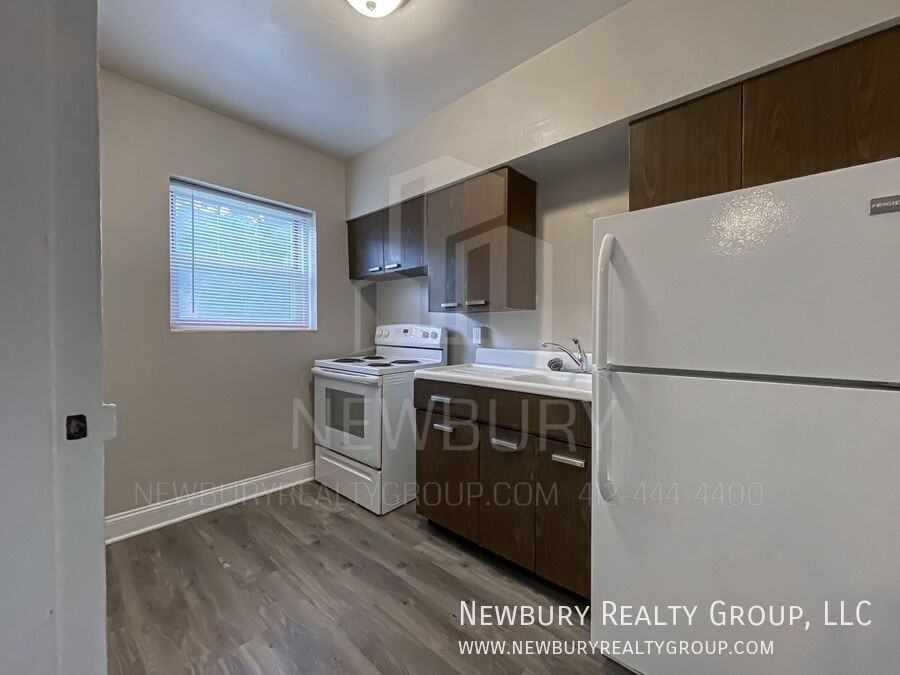 1331 Washington Blvd #6 - Photo 5 of 17
