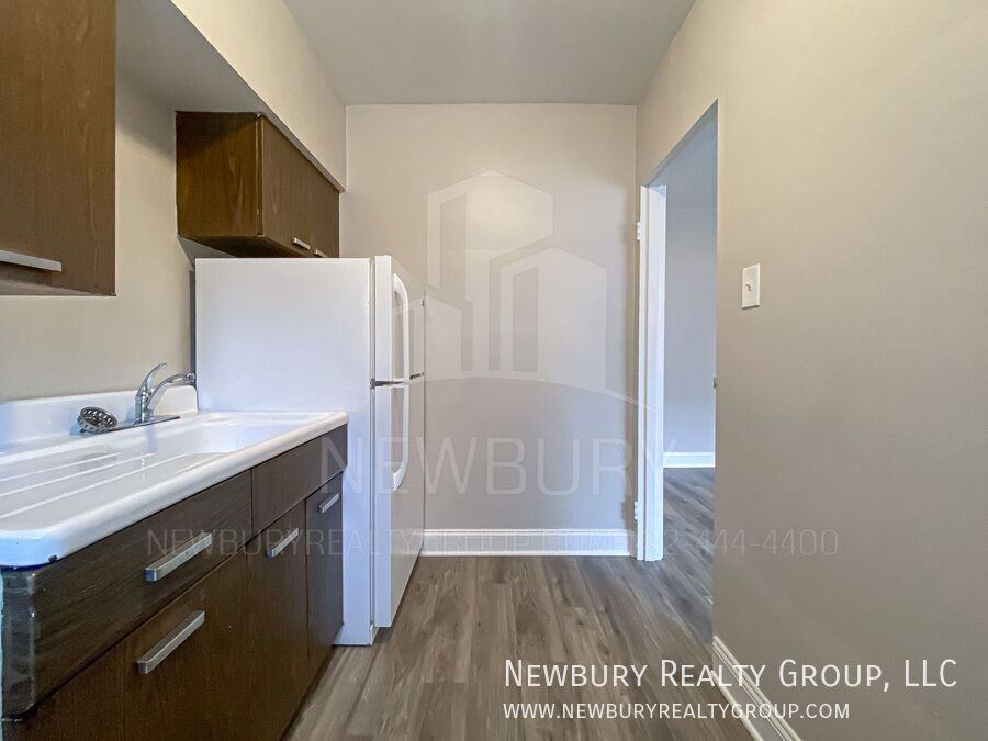 1331 Washington Blvd #6 - Photo 7 of 17
