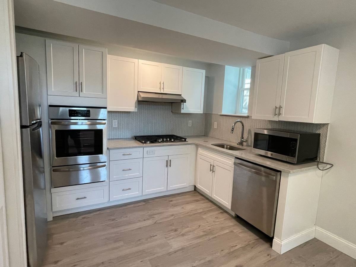 233 Lafayette St #1 - Photo 6 of 13