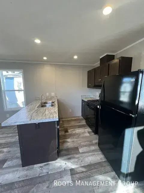 1432 Winona St #1432WN - Photo 2 of 15