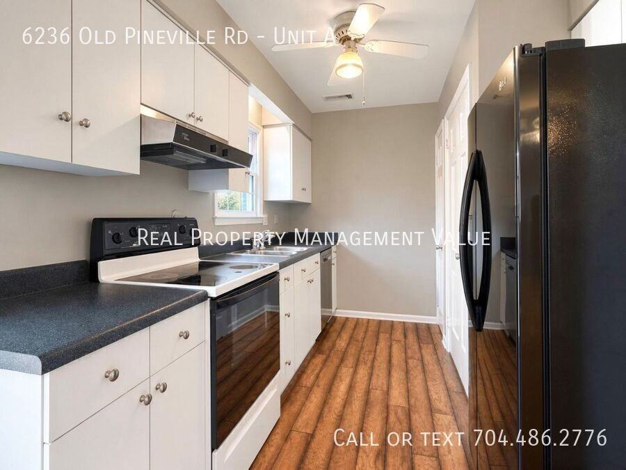 6236 Old Pineville Rd #A - Photo 6 of 21