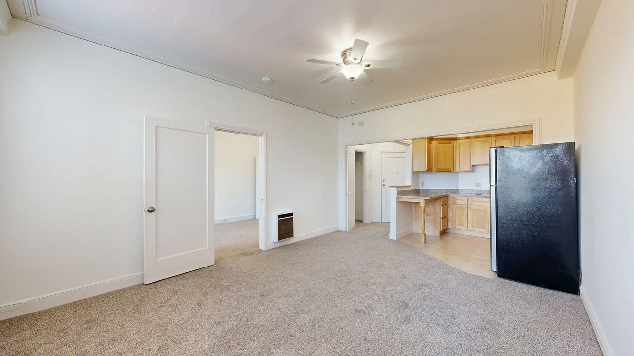 926 Fulton St #306 - Photo 2 of 8