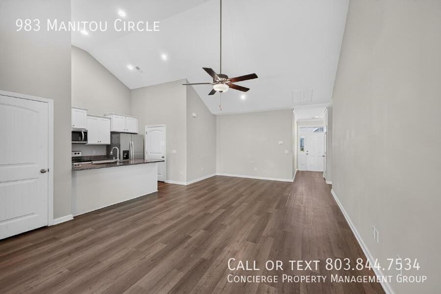983 Manitou Cir - Photo 3 of 22