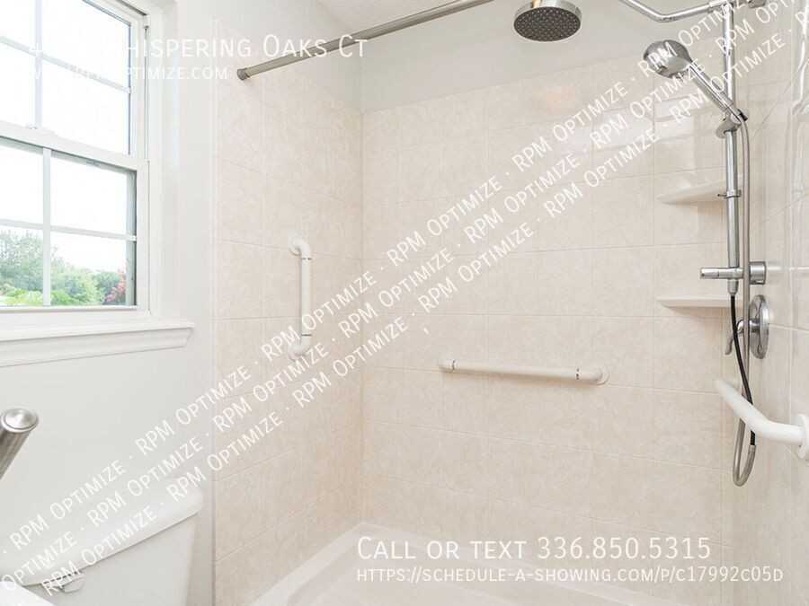 4036 Whispering Oaks Ct - Photo 5 of 42