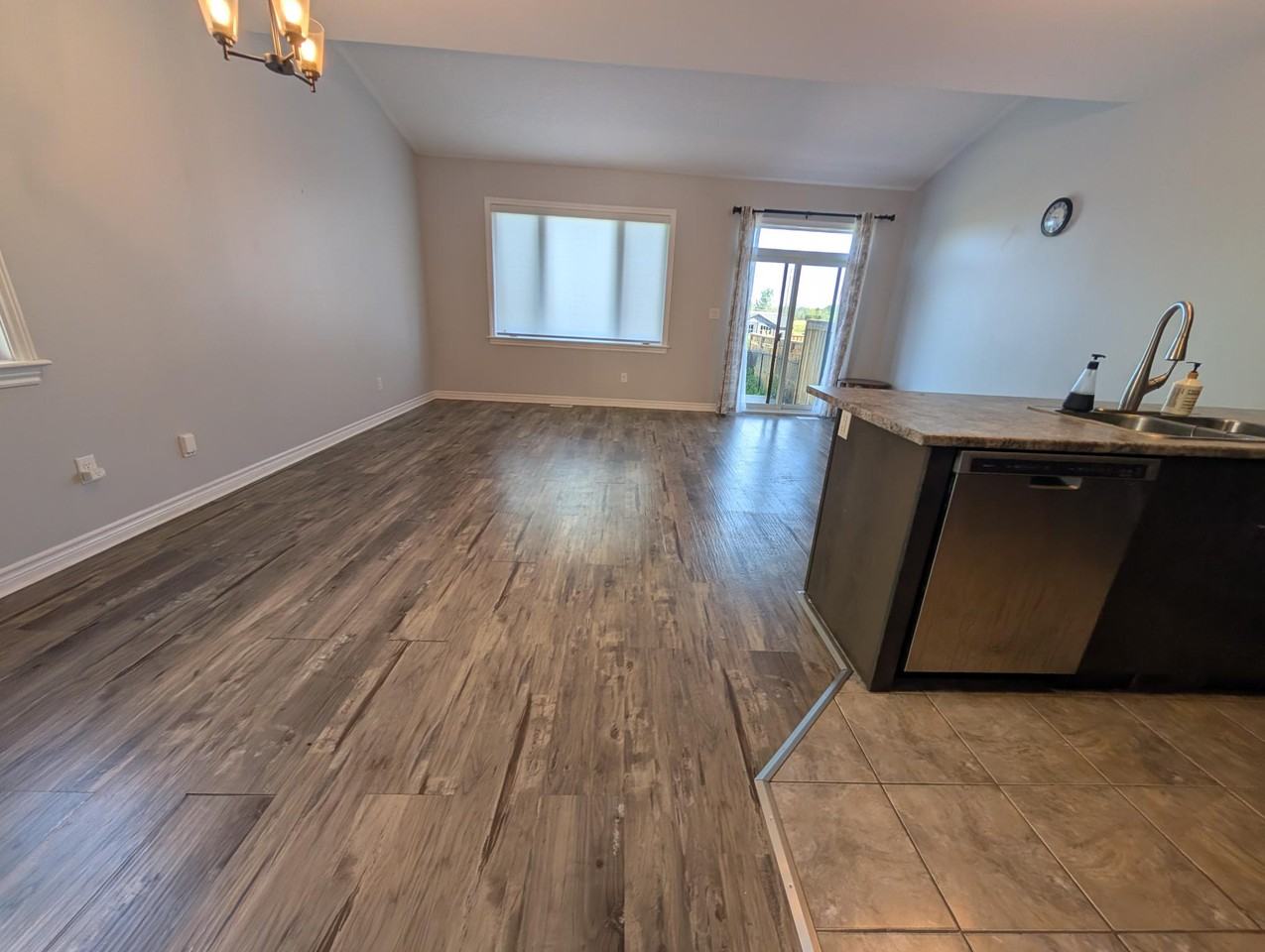 127 Simurda Court - Photo 4 of 22
