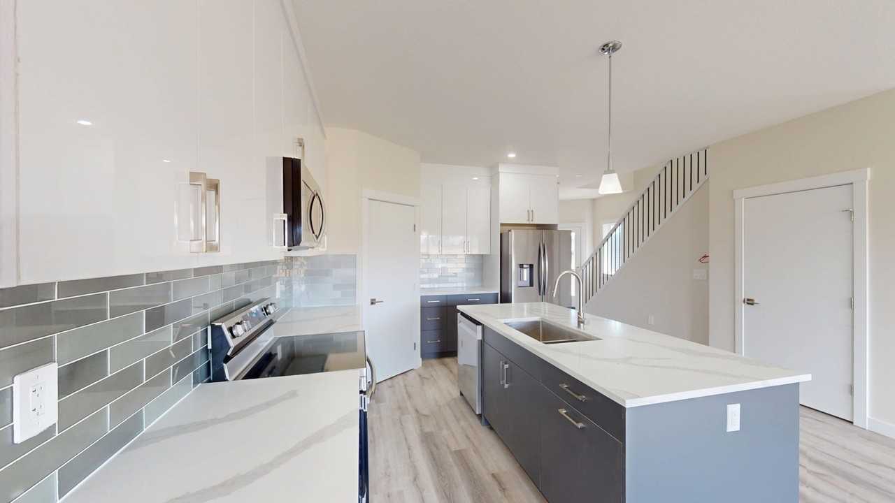 1227 Westmount Dr - Photo 3 of 19