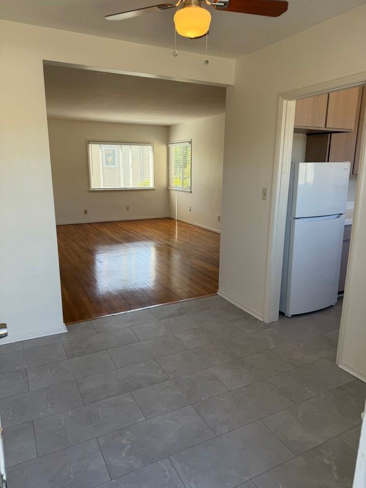 3805 Voltaire St - Photo 3 of 20