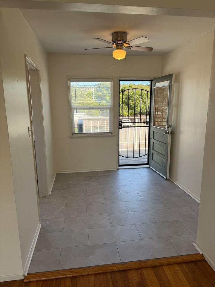 3805 Voltaire St - Photo 5 of 20