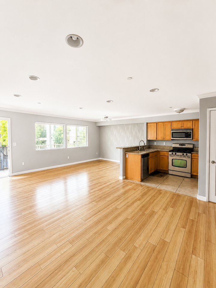 13623 Sherman Way #205 - Photo 4 of 19