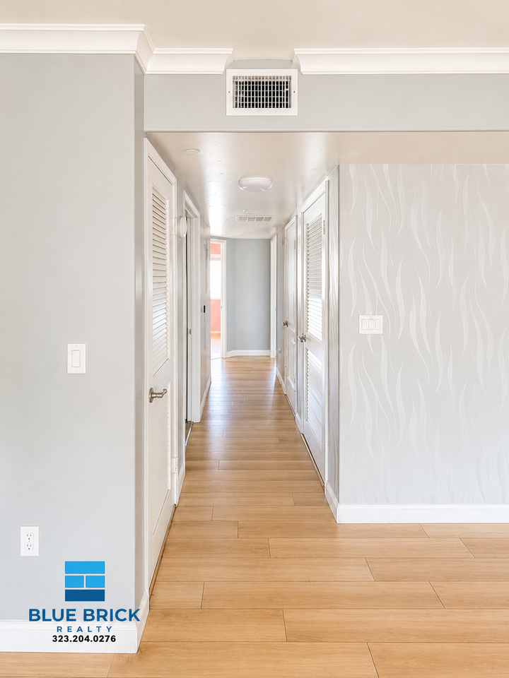 13623 Sherman Way #205 - Photo 5 of 19