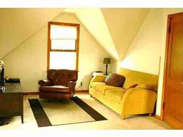 1459 Randolph Ave - Photo 3 of 9