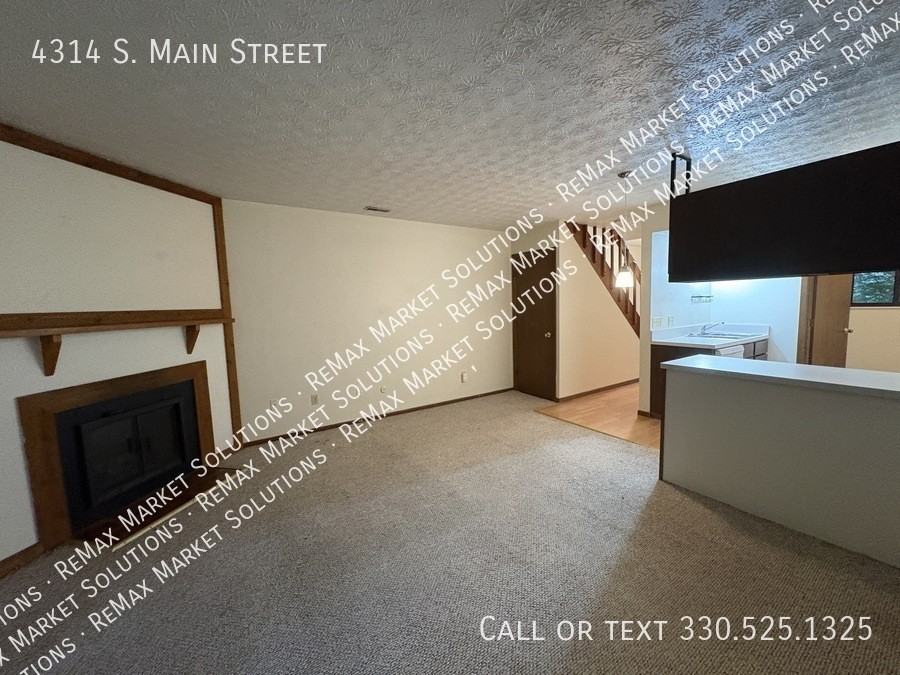 4314 S Main St - Photo 3 of 15
