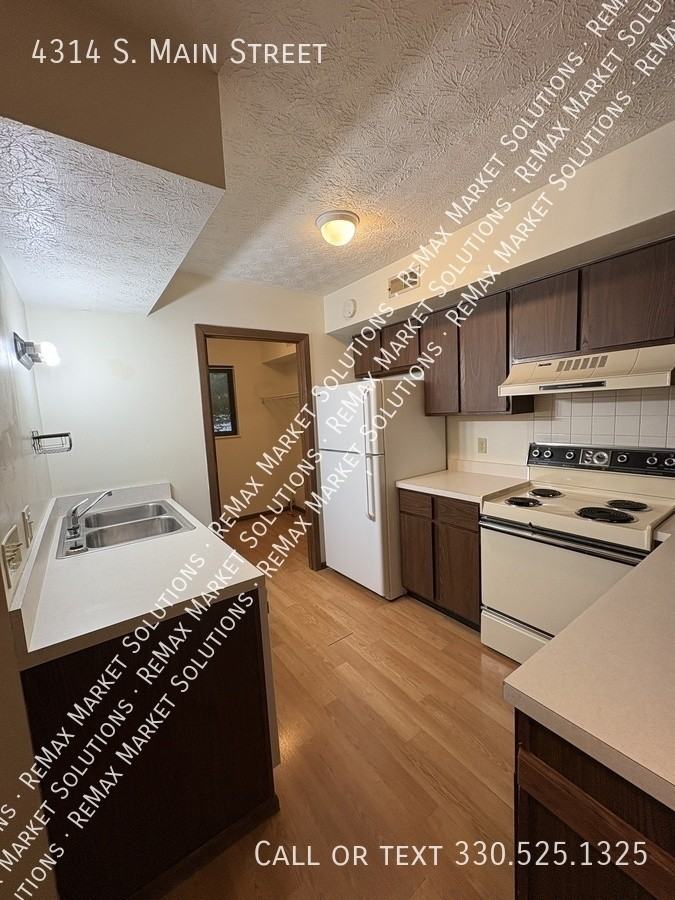 4314 S Main St - Photo 5 of 15