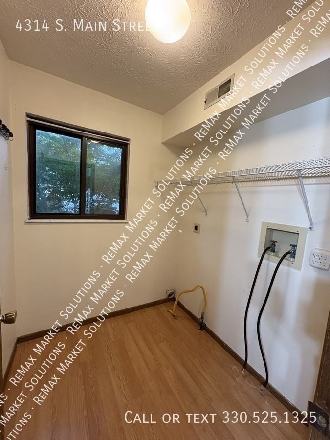 4314 S Main St - Photo 7 of 15