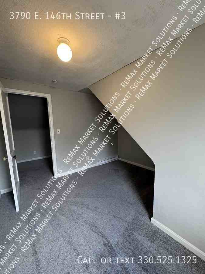 3790 E 146th St #3 - Photo 6 of 12